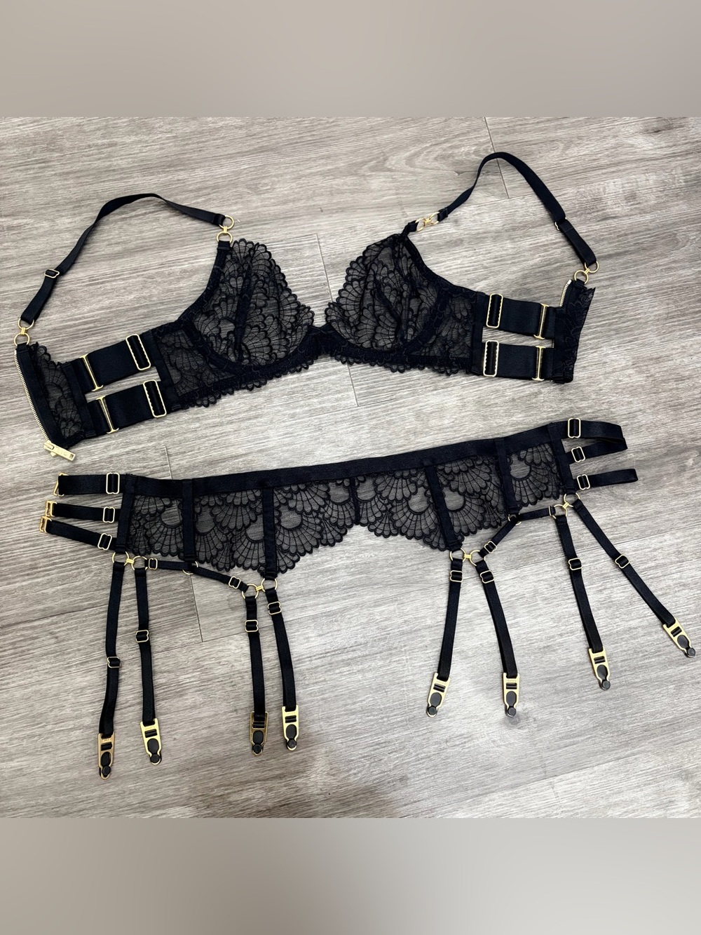 Bordelle sensu revived bra and suspender